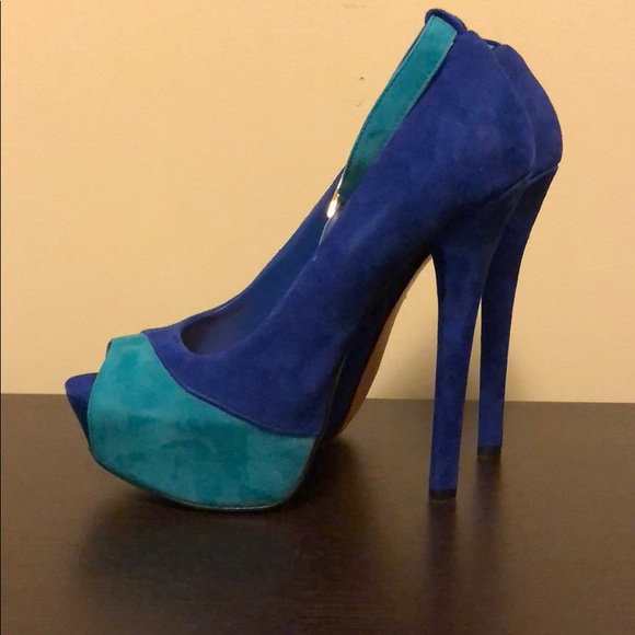Halston shoes - Picture 4 of 4